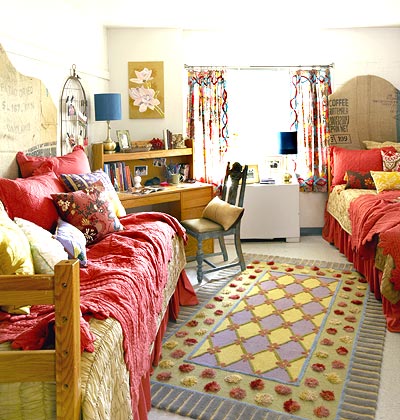 Guest Bedroom Ideas on Seven Fresh Ways To Decorate Your College Dorm Room
