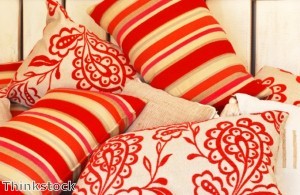 Home decorators should mix bold colors with lighter or softer hues for the best effect.