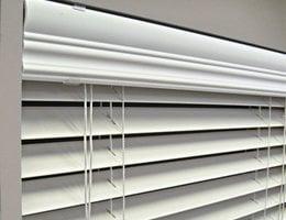 WHITE LEVOLOR WOOD FAUX BLINDS IN WINDOW BLINDS - COMPARE PRICES