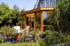 Home decorators can liven up their outdoor spaces with well-chosen color combinations.
